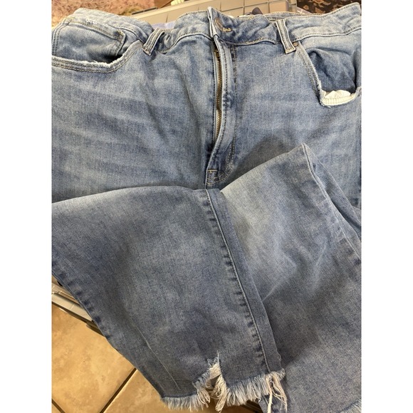 Risen Women's Cropped Ankle Jeans 3XL Distressed Frayed Ends Medium Wash - Picture 7 of 16